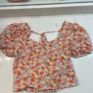 Blue Pepper Floral Puff Sleeve Crop Top